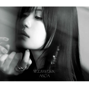 MOONWORK  Photo