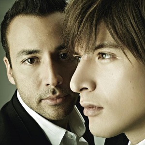 Worth Fighting For feat.HOWIE D  Photo