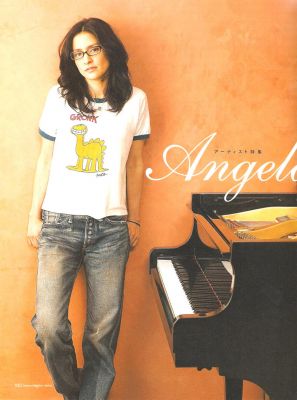 �Angela Aki 37
Parole chiave: angela aki