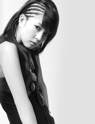 �BoA debut american album promo picture 05
Parole chiave: boa