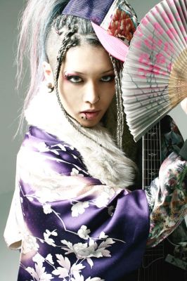�AZN PRIDE -This Is The Japanese Kabuki Rock- promo picture 01
Parole chiave: miyavi miyabi azn pride this is the japanese kabuki rock