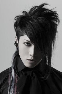 �VICTORY ROAD TO THE KING OF NEO VISUAL ROCK promo picture
Parole chiave: miyavi miyabi victory road to the king of neo visual rock