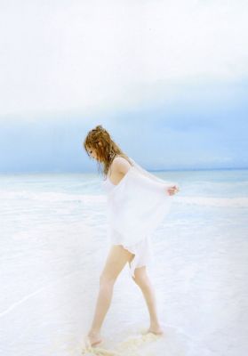 �Ayumi Hamasaki photobook 02
Parole chiave: ayumi hamasaki