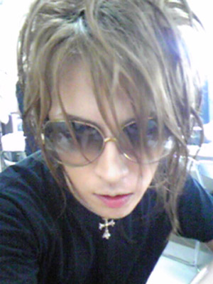 �KAMIJO without make-up 02
Parole chiave: versailles