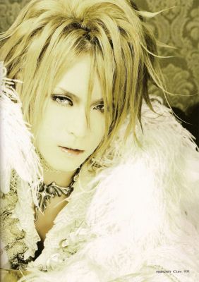 Versailles 82 (Kamijo)
Parole chiave: versailles