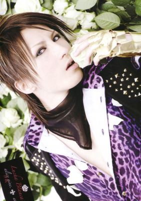 Alice Nine 12 (Saga)
Parole chiave: alice nine.