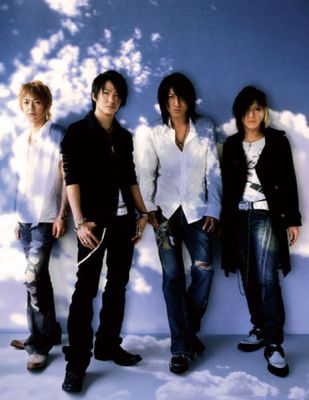 �LOVE IS BEAUTIFUL promo picture
Parole chiave: glay love is beautiful