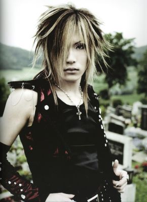 Gazette 60 (Uruha)
Parole chiave: gazette