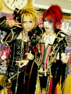 MIKAGE with KISAKI from Phantasmagoria
Parole chiave: vii-sense mikage kisaki phantasmagoria