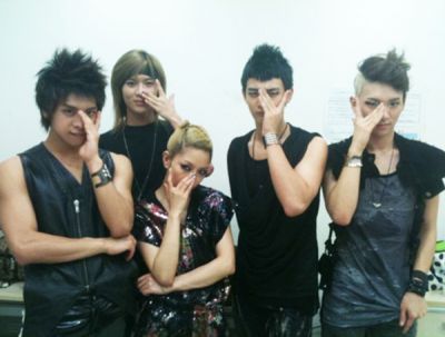 BoA with SHINee 02
Parole chiave: boa shinee