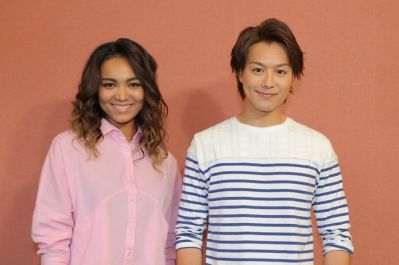 �Crystal Kay with TAKAHIRO from EXILE 01
Parole chiave: crystal kay takahiro exile
