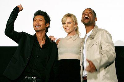 MAKIDAI with Charlize Teron and Will Smith
Parole chiave: exile makida charlize teron will smith