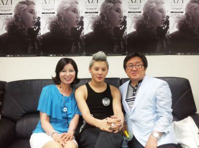 JUNSU with his mother and father
Parole chiave: jyj junsu mother father