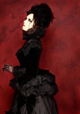 �Vampire Requiem promo picture
Parole chiave: kaya vampire reqiuem