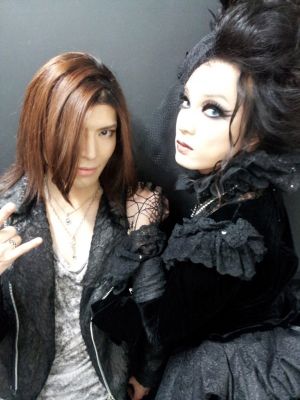 Kaya with Anzi from Matenrou Opera
Parole chiave: kaya anzi matenrou opera