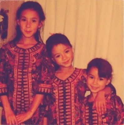 �Young MiChi with her sisters 03
Parole chiave: michi sisters