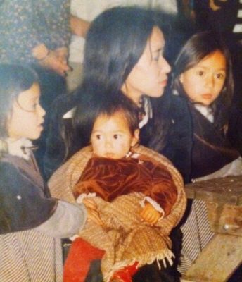 �Young MiChi with her mother and sisters
Parole chiave: michi mother sisters