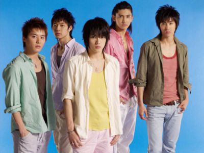 SUMMER (Summer Dream / Song for you / Love in the ice) promo picture
Parole chiave: tohoshinki dong bang shin ki tvqx dbsk summer dream song for you love in the ice