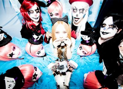 TOMMY ? ICE CREAM HEAVEN ? FOREVER promo picture
Parole chiave: tommy heavenly6 tommy ice cream heaven forever 