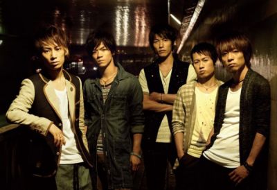 �THE ONE promo picture
Parole chiave: uverworld the one