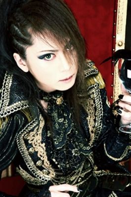 �Holy Grail promo picture (YUKI)
Parole chiave: versailles philharmonic quintet holy grail