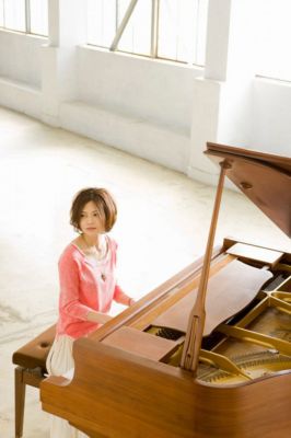 to Mother promo picture 01
Parole chiave: yui to mother