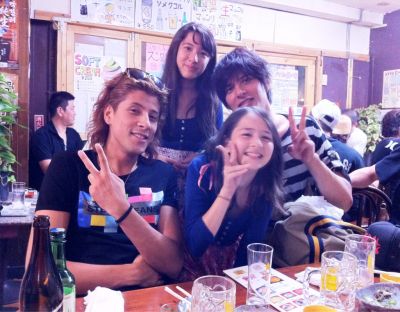 �Yu Shirota with his sister Maria, brother Jun and sister Rina
Parole chiave: yu shirota sister maria brother jun sister rina